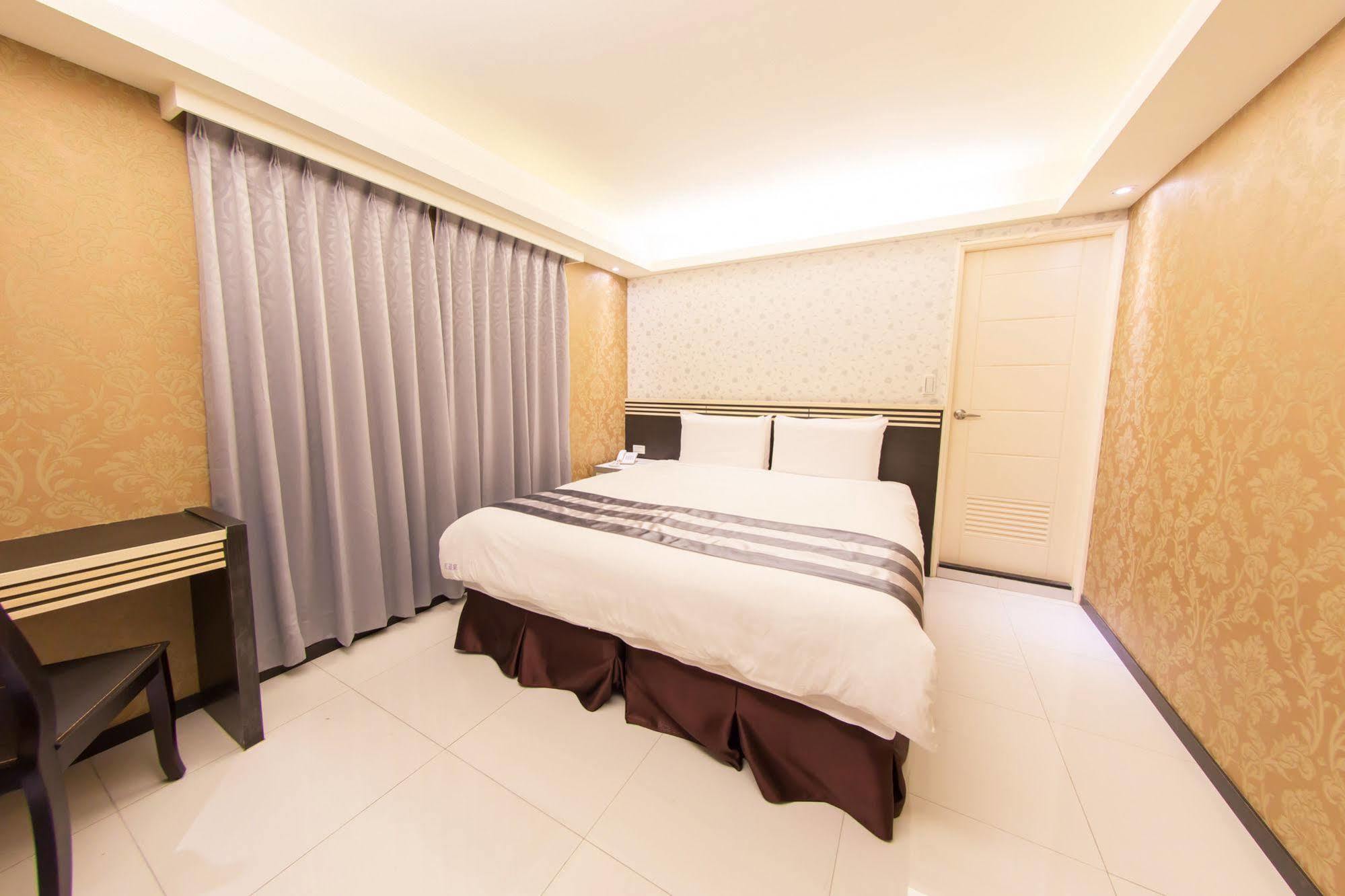 Vintage Apple Hotel Taipei Luaran gambar